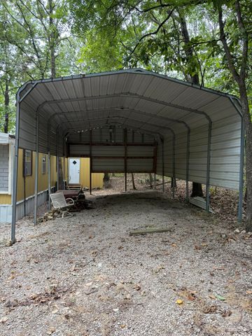 22161 Cedar Lane Lane, Wheatland, MO 65779