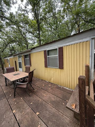 22161 Cedar Lane Lane, Wheatland, MO 65779