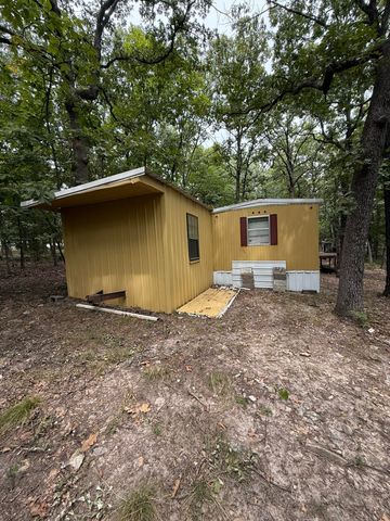 22161 Cedar Lane Lane, Wheatland, MO 65779