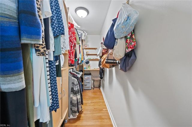 943 Lacon DR, Newport News, VA 23608
