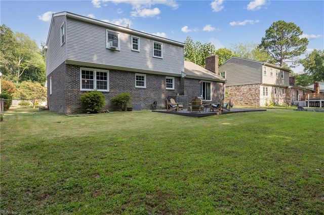 943 Lacon DR, Newport News, VA 23608