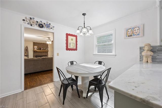 943 Lacon DR, Newport News, VA 23608