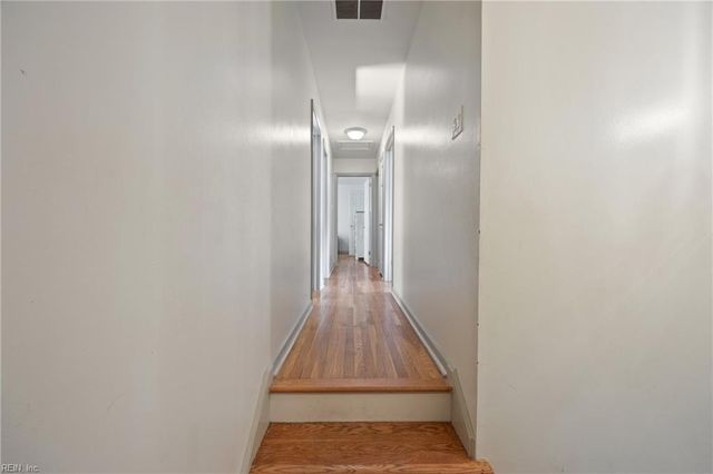 943 Lacon DR, Newport News, VA 23608