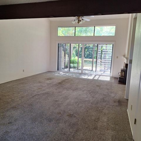 5080 Village Oaks Dr, Rocklin, CA 95677