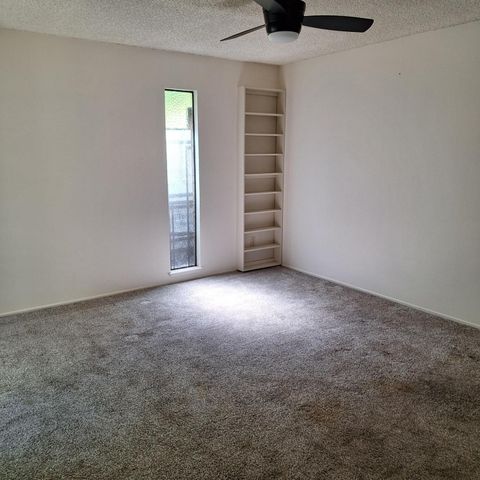 5080 Village Oaks Dr, Rocklin, CA 95677