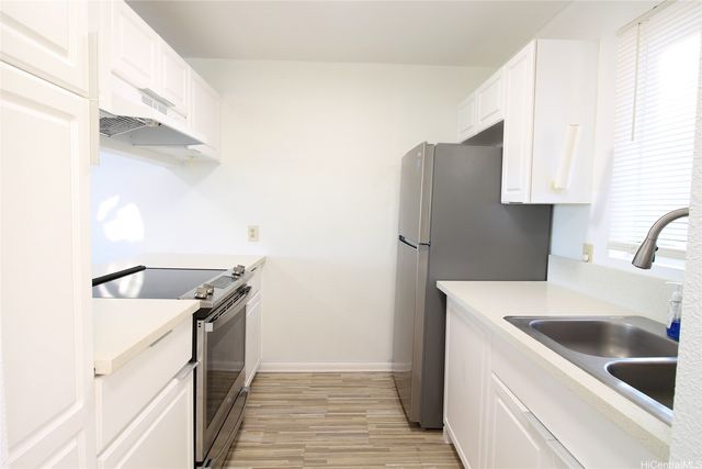 92-1179 Palahia Street J202, Kapolei, HI 96707