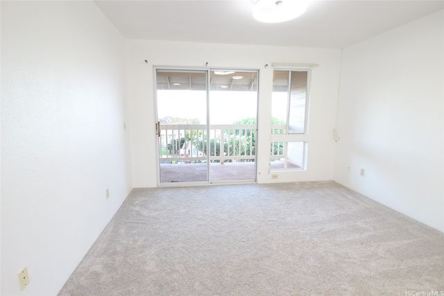 92-1179 Palahia Street J202, Kapolei, HI 96707