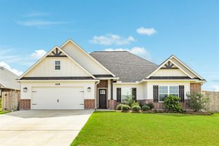 628 Greystone Lane, Angleton, TX 77515