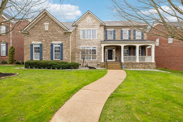 3053 Oxford Glen Dr, Franklin, TN 37067