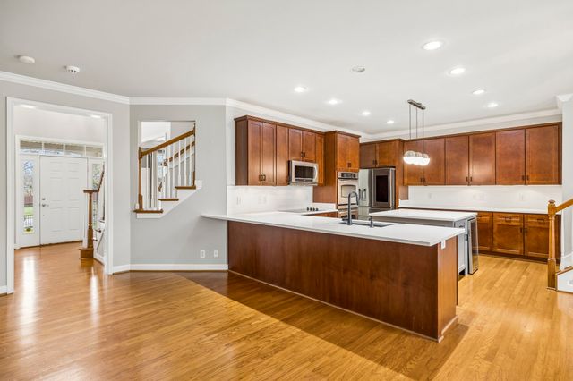 3053 Oxford Glen Dr, Franklin, TN 37067