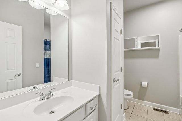 3053 Oxford Glen Dr, Franklin, TN 37067