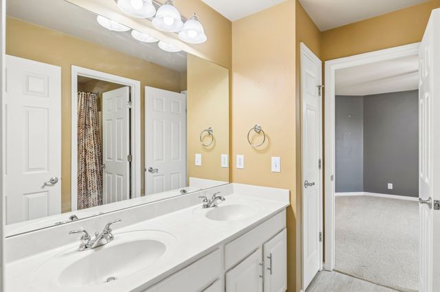 3053 Oxford Glen Dr, Franklin, TN 37067