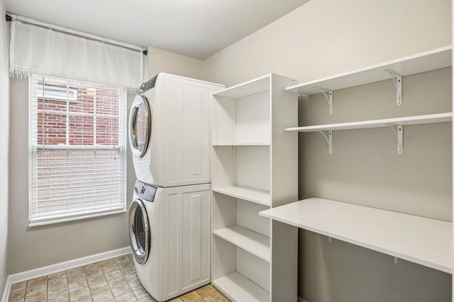 3053 Oxford Glen Dr, Franklin, TN 37067