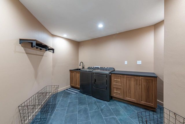 8100 160th AVENUE, Bristol, WI 53104