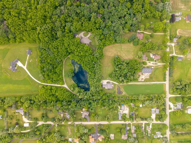 8100 160th AVENUE, Bristol, WI 53104