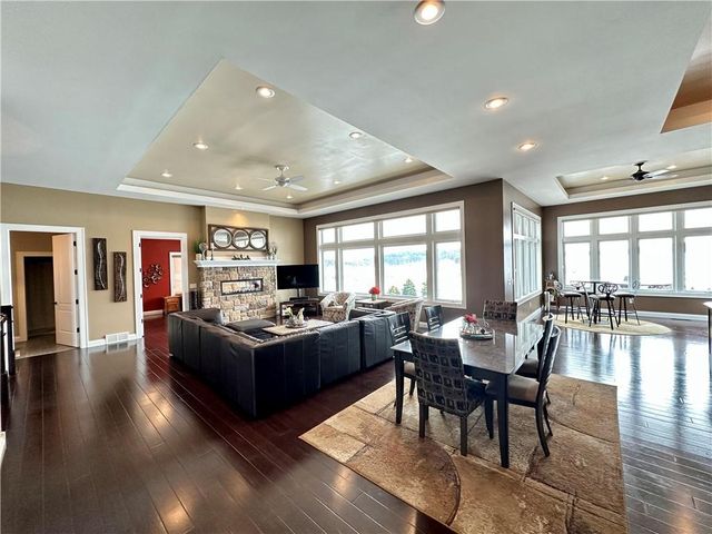 1747 E Drinkman Lane, Eau Claire, WI 54701