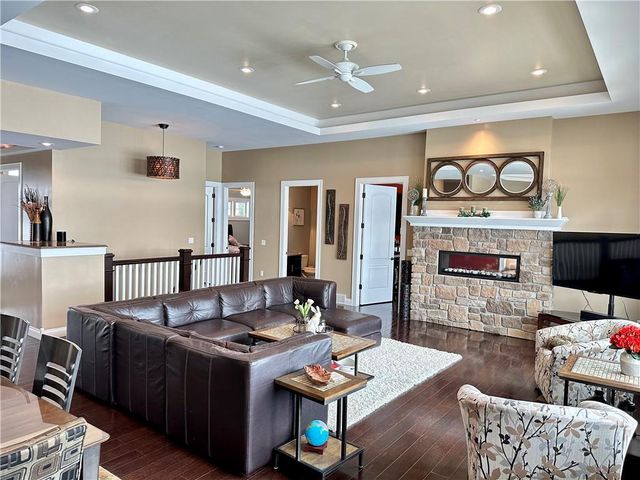 1747 E Drinkman Lane, Eau Claire, WI 54701