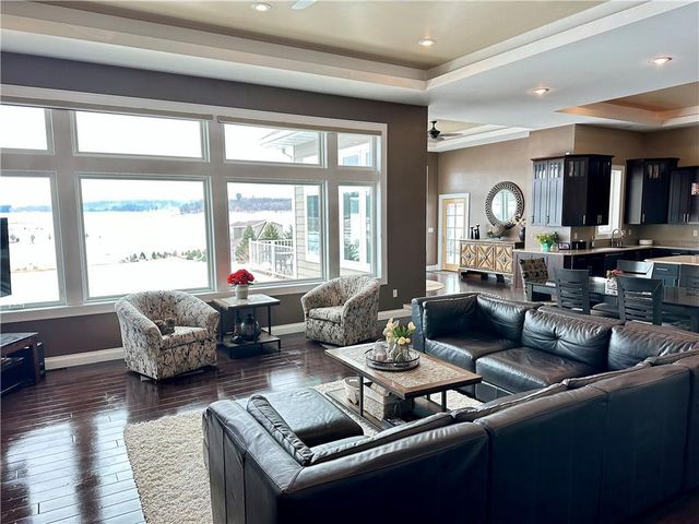 1747 E Drinkman Lane, Eau Claire, WI 54701