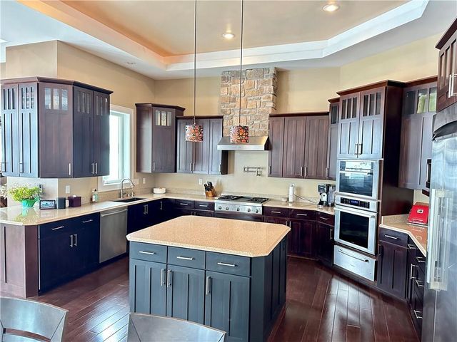 1747 E Drinkman Lane, Eau Claire, WI 54701