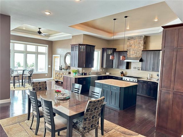 1747 E Drinkman Lane, Eau Claire, WI 54701