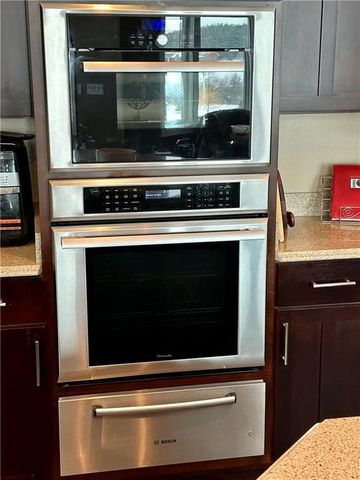 1747 E Drinkman Lane, Eau Claire, WI 54701