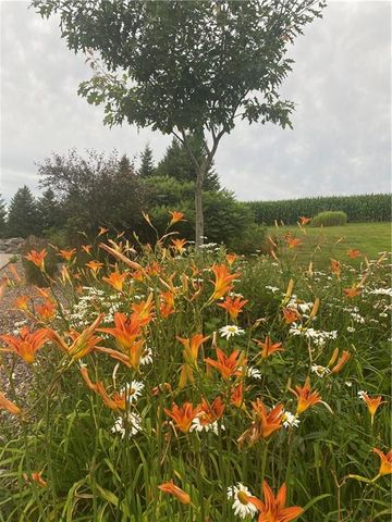 1747 E Drinkman Lane, Eau Claire, WI 54701