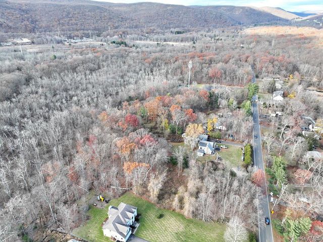 613 Route 306, Suffern, NY 10901