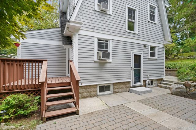 82 Birch Drive, Pleasantville, NY 10570