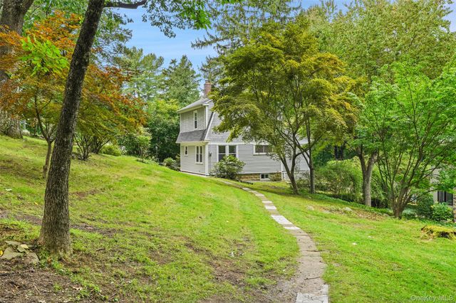 82 Birch Drive, Pleasantville, NY 10570