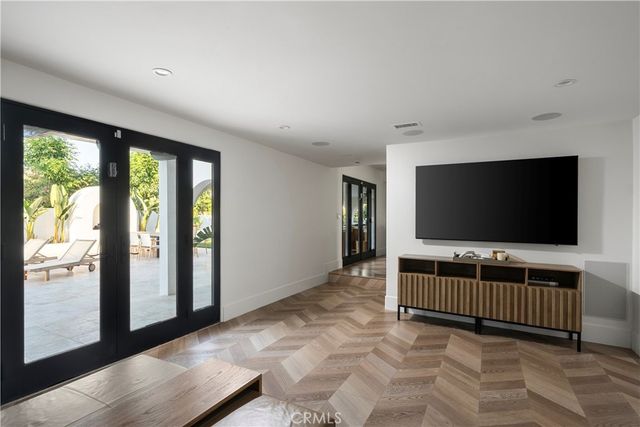 19432 Barrett Hill, North Tustin, CA 92705