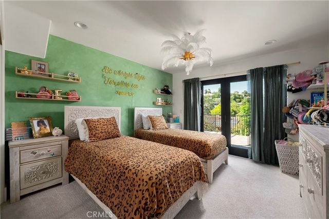 19432 Barrett Hill, North Tustin, CA 92705