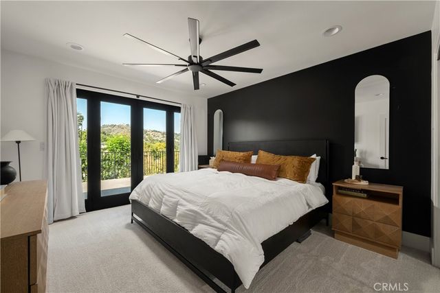 19432 Barrett Hill, North Tustin, CA 92705