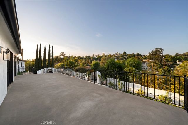 19432 Barrett Hill, North Tustin, CA 92705