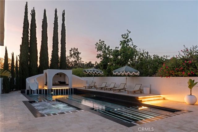 19432 Barrett Hill, North Tustin, CA 92705