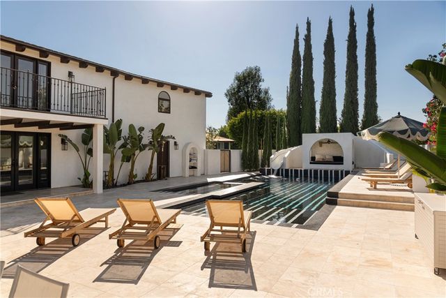 19432 Barrett Hill, North Tustin, CA 92705