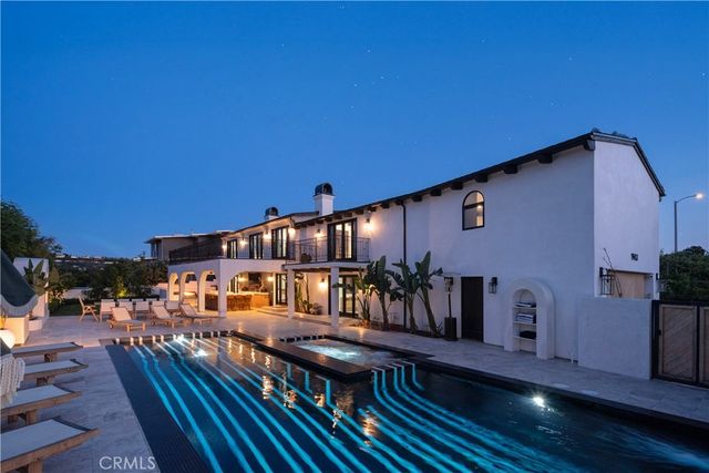 19432 Barrett Hill, North Tustin, CA 92705