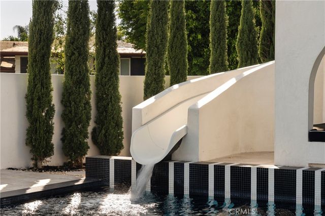 19432 Barrett Hill, North Tustin, CA 92705