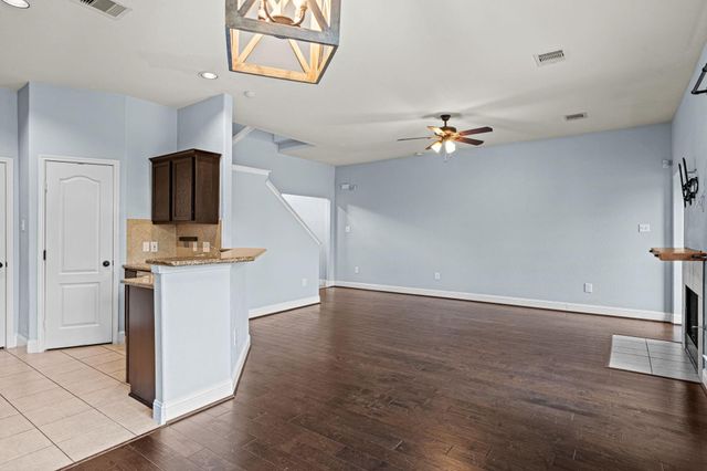 5102 Hardy Street, Houston, TX 77009