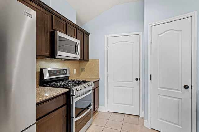 5102 Hardy Street, Houston, TX 77009