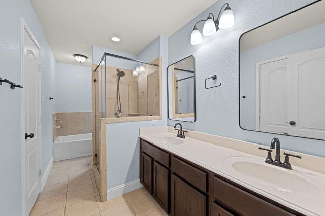 5102 Hardy Street, Houston, TX 77009