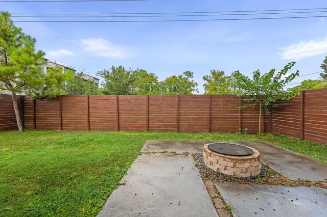 5102 Hardy Street, Houston, TX 77009