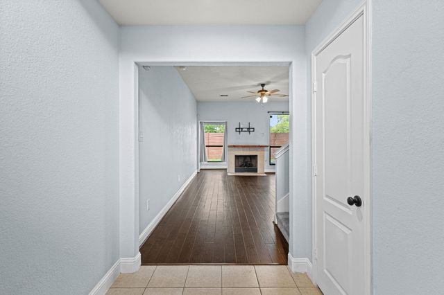 5102 Hardy Street, Houston, TX 77009
