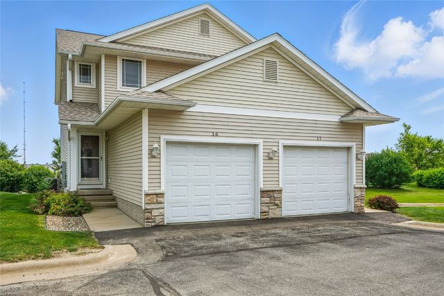 1450 Tower Ln NE, Cedar Rapids, IA 52402