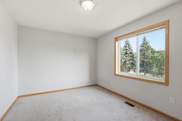 1542 153rd Lane NW, Andover, MN 55304