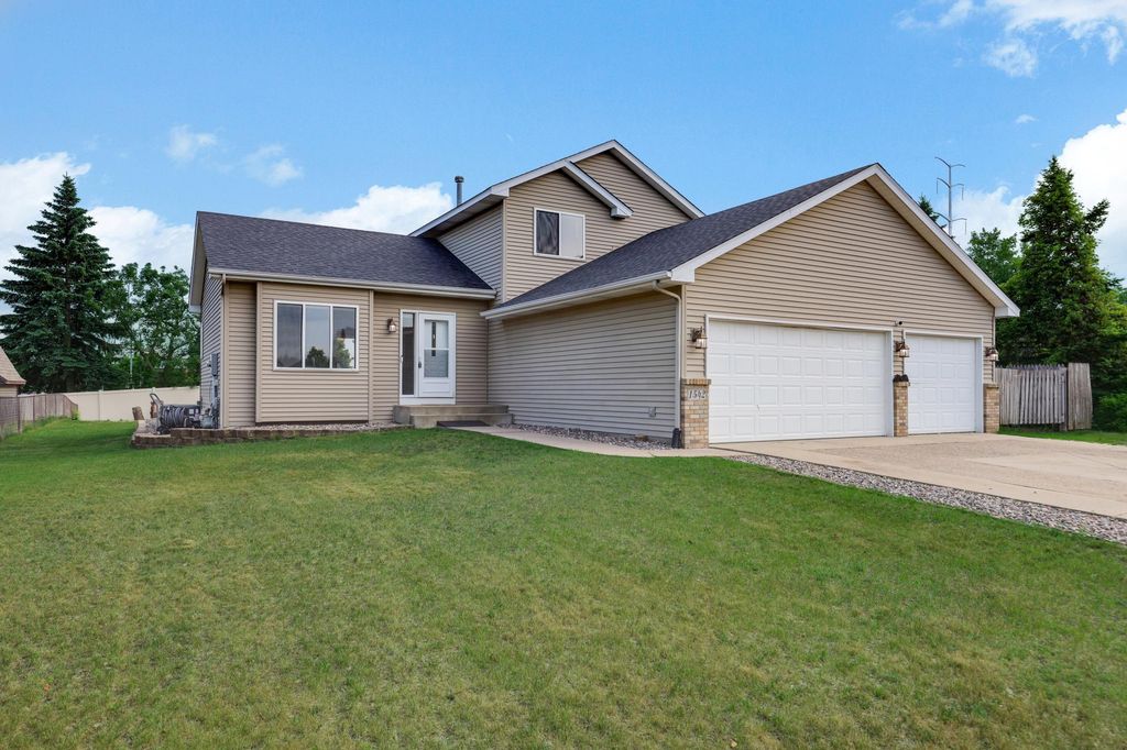 1542 153rd Lane NW, Andover, MN 55304
