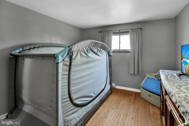 340 HARRY AVE, Robesonia, PA 19551