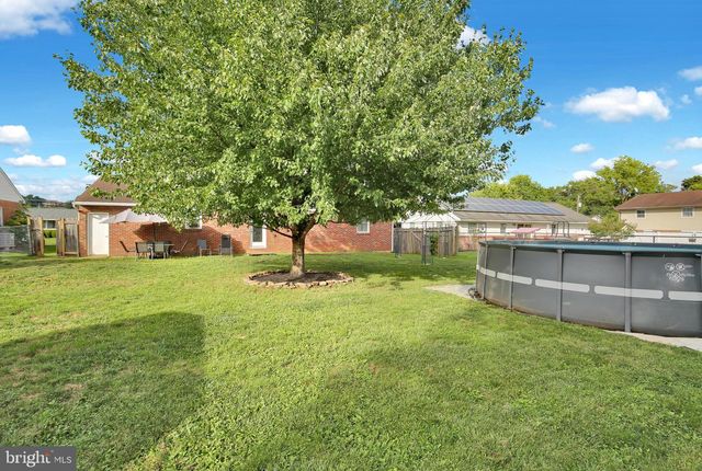 340 HARRY AVE, Robesonia, PA 19551