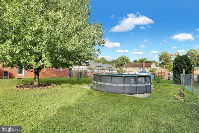 340 HARRY AVE, Robesonia, PA 19551