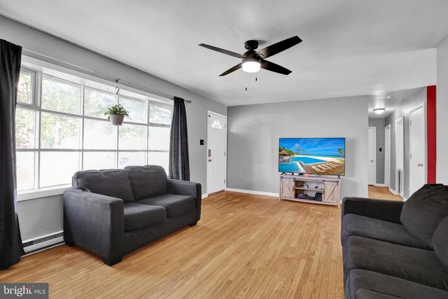 340 HARRY AVE, Robesonia, PA 19551