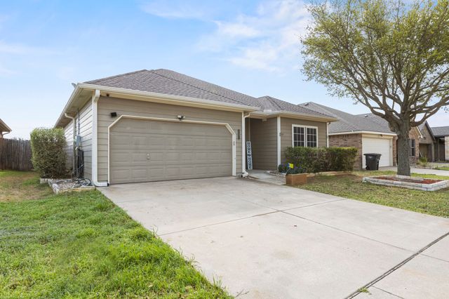 12421 Hunters Mill Trail, Fort Worth, TX 76028